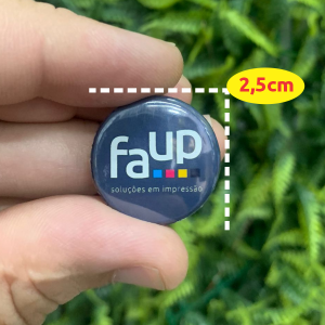 BOTTON PERSONALIZADO 2,5cm PLASTICO 2,5x2,5cm 4X0 PLÁSTICO ALFINETE TRASEIRO 